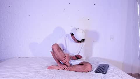 Snapshot of j_martony chatting on November 2025 12:16:01 PM j_martony online show from November 2025 12:16:01 PM