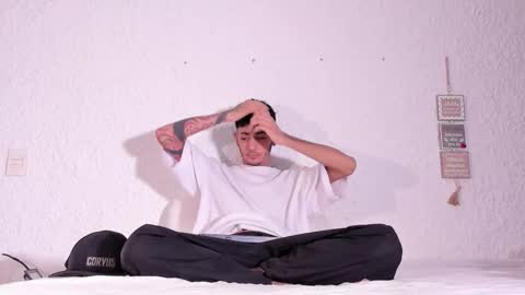 Snapshot of j_martony chatting on November 2025 12:22:02 PM j_martony online show from November 2025 12:22:02 PM