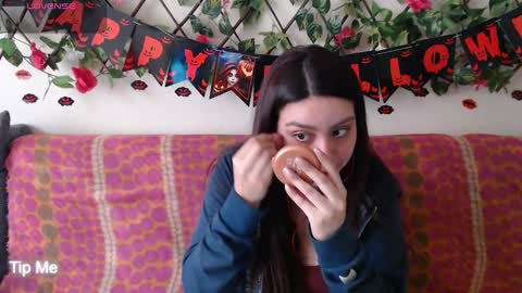 Jack and Emily online show from October 2025 04:53:02 PM