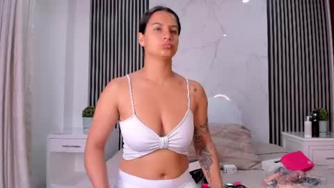 Snapshot of jackandrosse_ chatting on July 2026 11:37:02 AM Jack Rosse online show from July 2026 11:37:02 AM