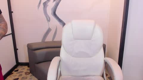 Snapshot of jackblanco_ chatting on January 2025 12:14:01 PM Jack White online show from January 2025 12:14:01 PM