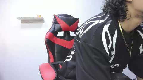 Jackes Taylor online show from November 2025 04:55:01 AM