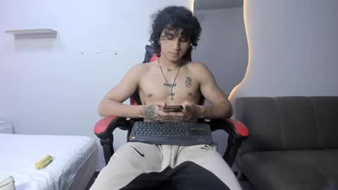 Jackes Taylor online show from April 2026 04:29:01 AM