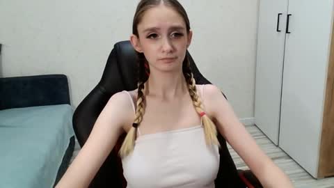 Snapshot of jackie__morgan chatting on December 2024 12:07:02 PM jackie__morgan online show from December 2024 12:07:02 PM