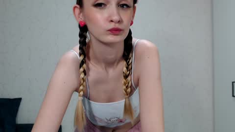 Snapshot of jackie__morgan chatting on December 2024 12:04:02 AM jackie__morgan online show from December 2024 12:04:02 AM