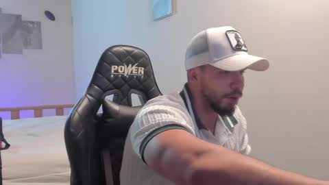 Jckson Stifler online show from April 2026 04:33:02 PM