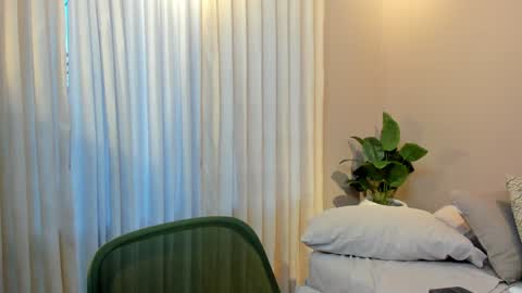 Jackson Bell online show from December 2024 04:06:01 PM