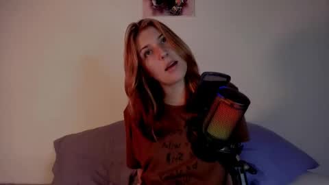 Linda Sofia help me get to 100 thumbs up online show from February 2025 05:35:01 PM