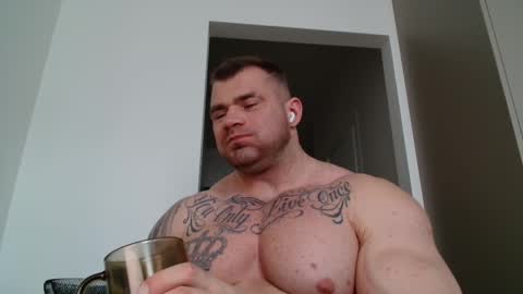 Snapshot of jackyhuge chatting on October 2025 10:06:01 AM Jacky online show from October 2025 10:06:01 AM