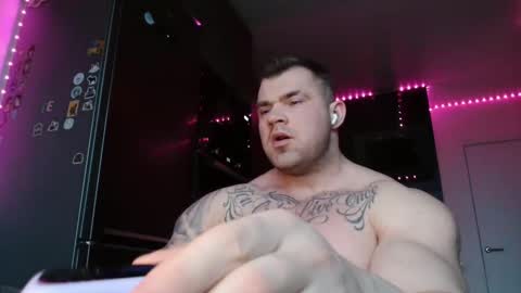 Snapshot of jackyhuge chatting on December 2025 07:27:02 AM Jacky online show from December 2025 07:27:02 AM