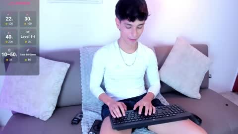 Snapshot of jacob_colliins chatting on May 2026 03:04:02 AM jacob_colliins online show from May 2026 03:04:02 AM