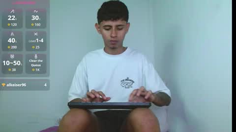 Snapshot of jacob_twink_ec chatting on December 2025 12:17:02 AM Jacob online show from December 2025 12:17:02 AM