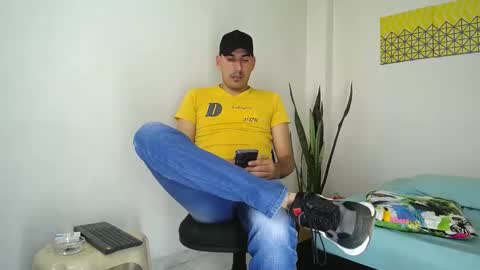 Jacob And Jayden online show from February 2025 07:16:02 PM