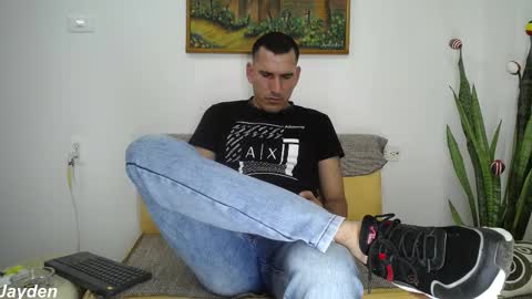 Jacob And Jayden online show from November 2025 06:44:02 PM