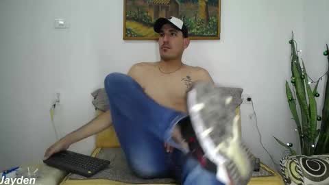 Jacob And Jayden online show from January 2026 06:33:01 PM