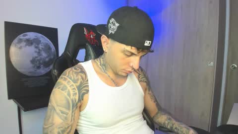 jacobb116 online show from November 2025 01:27:01 AM