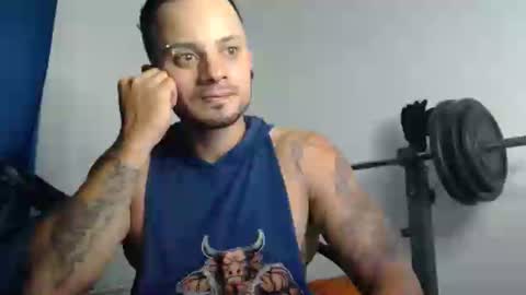 Snapshot of jacobjamess chatting on January 2025 12:27:01 AM jacobjamess online show from January 2025 12:27:01 AM