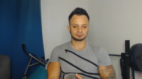 Snapshot of jacobjamess chatting on October 2025 11:23:01 PM jacobjamess online show from October 2025 11:23:01 PM