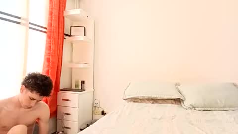 JACOB  ROBIN online show from February 2026 07:28:02 PM