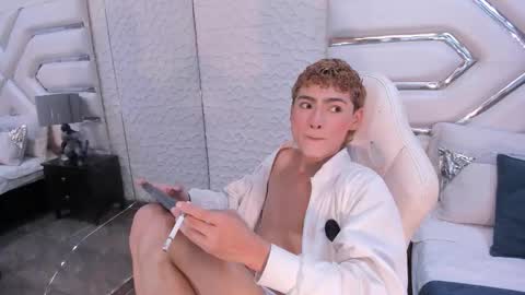 jacobrusso online show from January 2026 01:20:01 AM