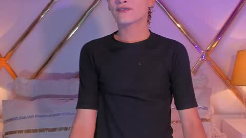 jacobrusso online show from April 2026 09:19:01 PM