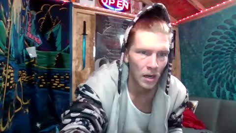 jacobsinthehood online show from December 2025 05:40:02 PM