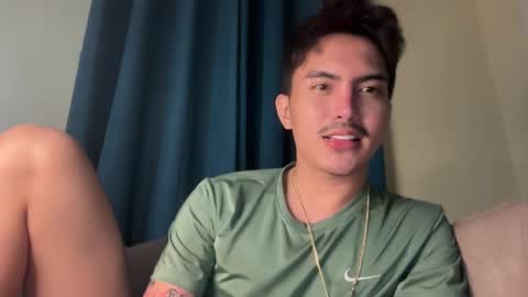 Snapshot of jacobthebezt chatting on April 2026 07:22:01 PM Jacob online show from April 2026 07:22:01 PM