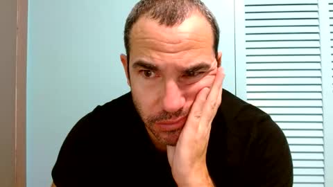 Snapshot of jacoff38 chatting on January 2025 03:11:02 PM jacoff38 online show from January 2025 03:11:02 PM