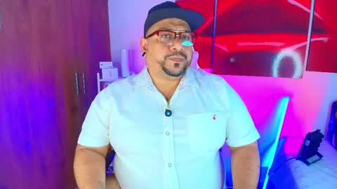 Snapshot of jacoob_woods chatting on September 2025 03:47:02 PM daddy sir master bear online show from September 2025 03:47:02 PM