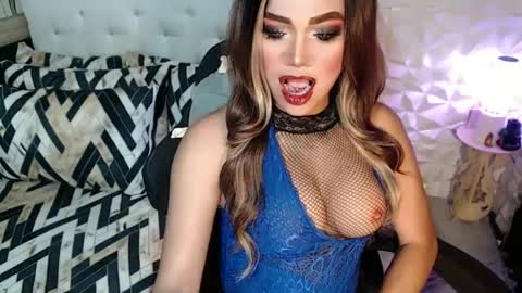 Snapshot of jacque_cole chatting on January 2025 10:50:01 PM Jacque online show from January 2025 10:50:01 PM