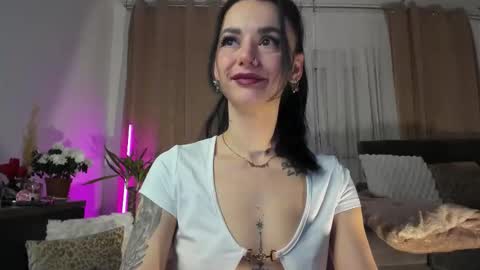 Jacqueline online show from March 2026 03:01:02 AM