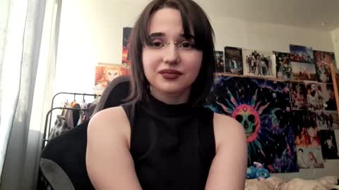 Sofia online show from February 2026 01:17:01 PM