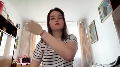 Snapshot of jacqulineatthowe chatting on July 2026 10:32:01 AM Mila online show from July 2026 10:32:01 AM