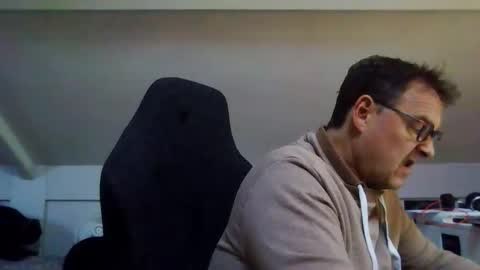 Snapshot of jacsfinestfantasy chatting on October 2025 01:29:01 PM FineAndSimple online show from October 2025 01:29:01 PM