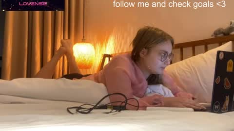 jacywinslat online show from December 2025 11:04:02 AM