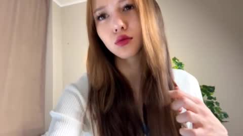 Snapshot of jadalindloff chatting on December 2025 01:33:01 AM Kate online show from December 2025 01:33:01 AM