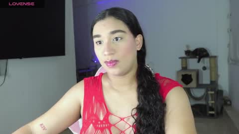 JADDE LUXY online show from May 2026 05:13:01 AM