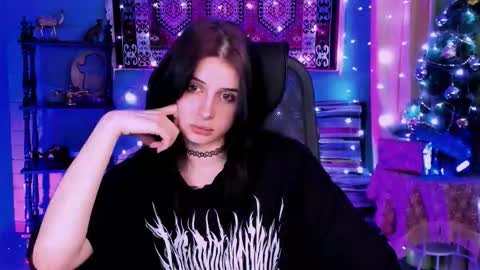 jade_castle online show from January 2026 04:44:01 PM