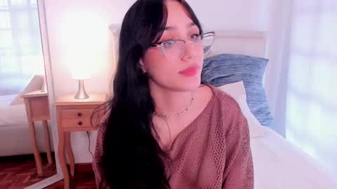 Jade online show from December 2024 03:48:01 PM