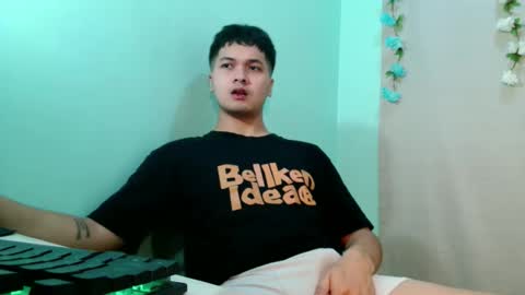 jade_halo online show from April 2026 02:37:02 PM
