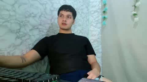 jade_halo online show from April 2026 12:39:01 PM