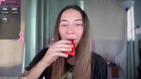 Snapshot of jade_margot chatting on December 2025 12:40:02 AM Jade Margot online show from December 2025 12:40:02 AM
