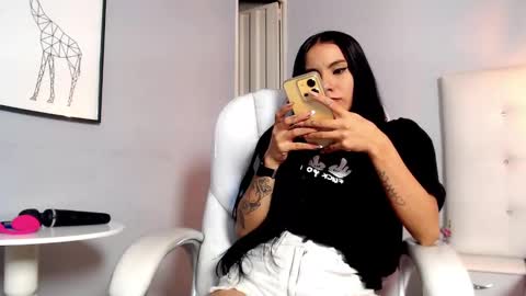 Snapshot of jade_scarllet chatting on December 2024 04:06:01 AM karlla scarlet online show from December 2024 04:06:01 AM