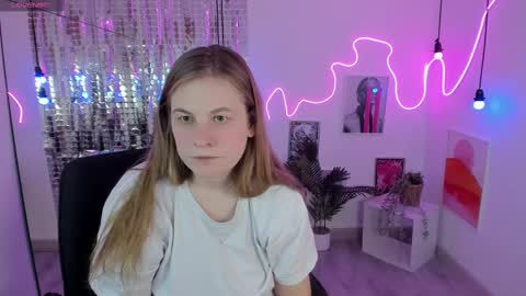 Snapshot of jade_soft chatting on March 2025 07:48:01 PM Jade online show from March 2025 07:48:01 PM