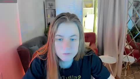 Jade online show from November 2025 08:40:02 PM