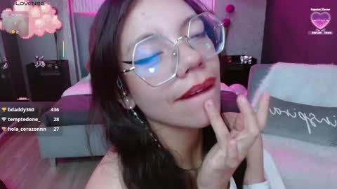 Snapshot of jade_storm_ chatting on February 2025 11:19:02 PM JADE online show from February 2025 11:19:02 PM