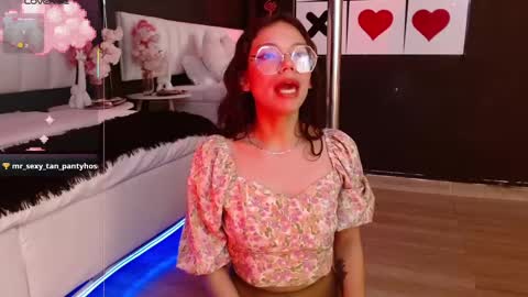 Snapshot of jade_storm_ chatting on February 2025 04:14:02 PM JADE online show from February 2025 04:14:02 PM