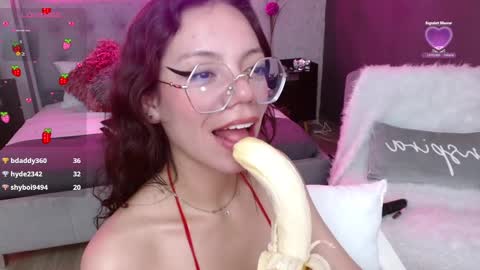 Snapshot of jade_storm_ chatting on March 2025 12:07:02 AM JADE online show from March 2025 12:07:02 AM