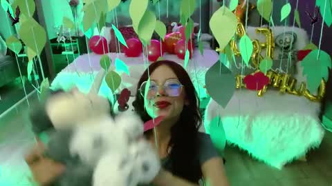 Snapshot of jade_storm_ chatting on October 2025 08:42:01 PM JADE online show from October 2025 08:42:01 PM