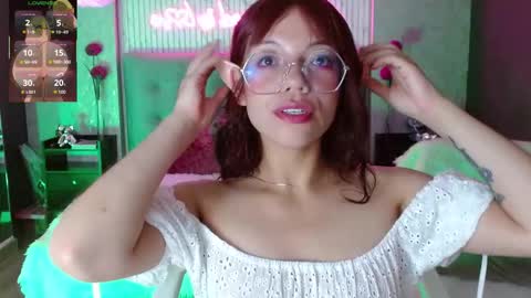 Snapshot of jade_storm_ chatting on November 2025 08:52:02 PM JADE online show from November 2025 08:52:02 PM